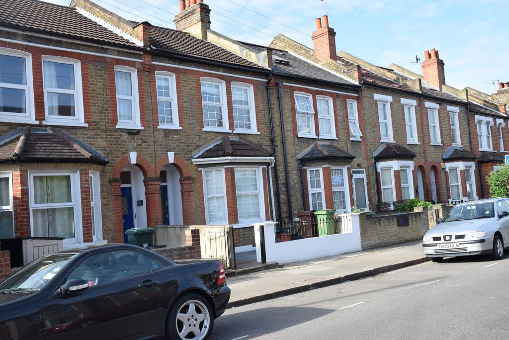 2 Bedroom Apartment, Fortescue Road Londres Extérieur photo